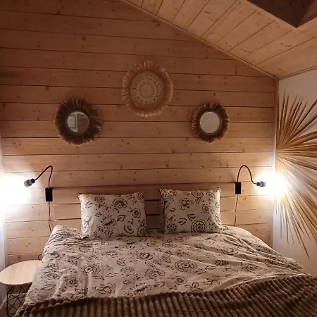 Zielona Przystan 아파트 *